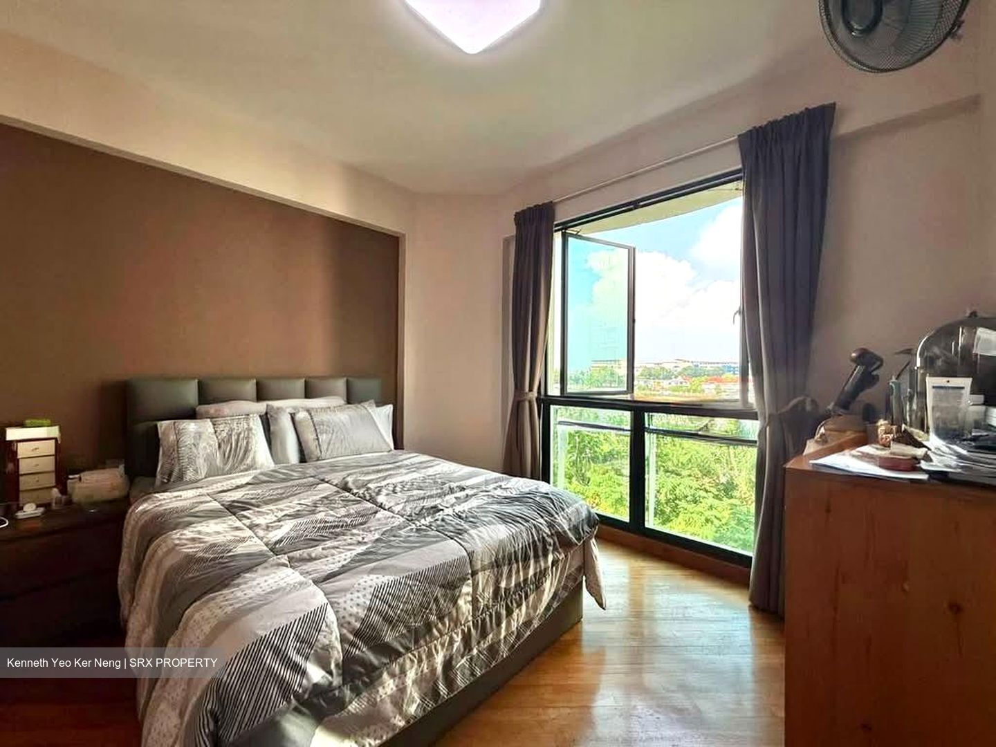 Simei Green Condominium (D18), Condominium #588835171